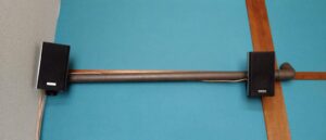 壁掛けスピーカーのブラケットを買ったので、レビューする。コスパ良！